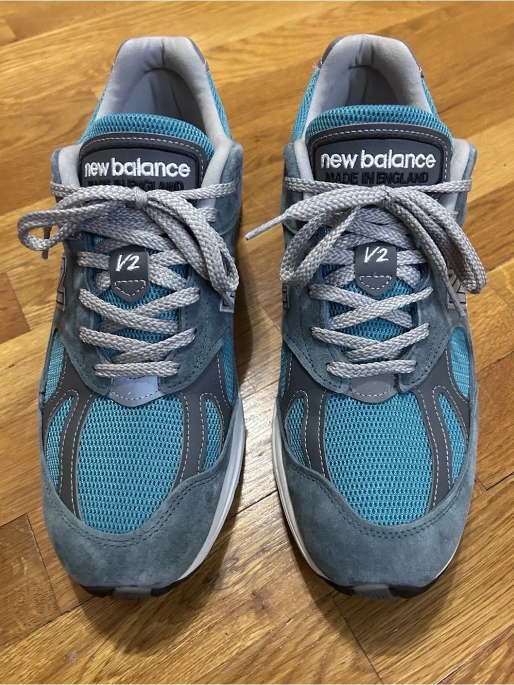 New Balance MiUK 991v2 Porceline Green